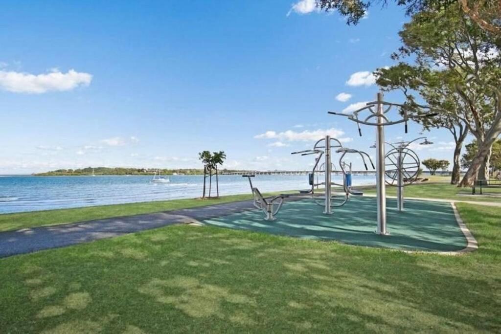 Bribie Island Unit With Pool - Amazing Beaches & Lifestyle! Bongaree Ngoại thất bức ảnh